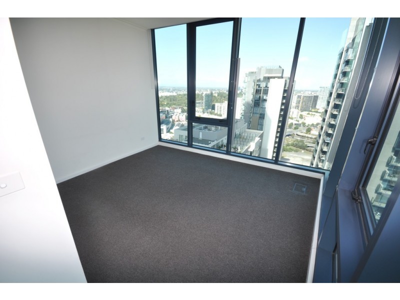 REF 033005/180 City Road, Southbank VIC 3006