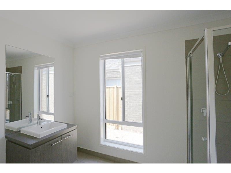 10 Sound Way, Point Cook VIC 3030