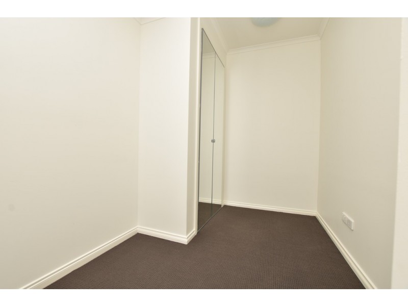 REF 040411/83 Queensbridge Street, Southbank VIC 3006