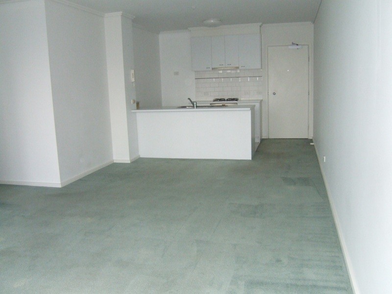 REF 040610/38 Bank Street, South Melbourne VIC 3205