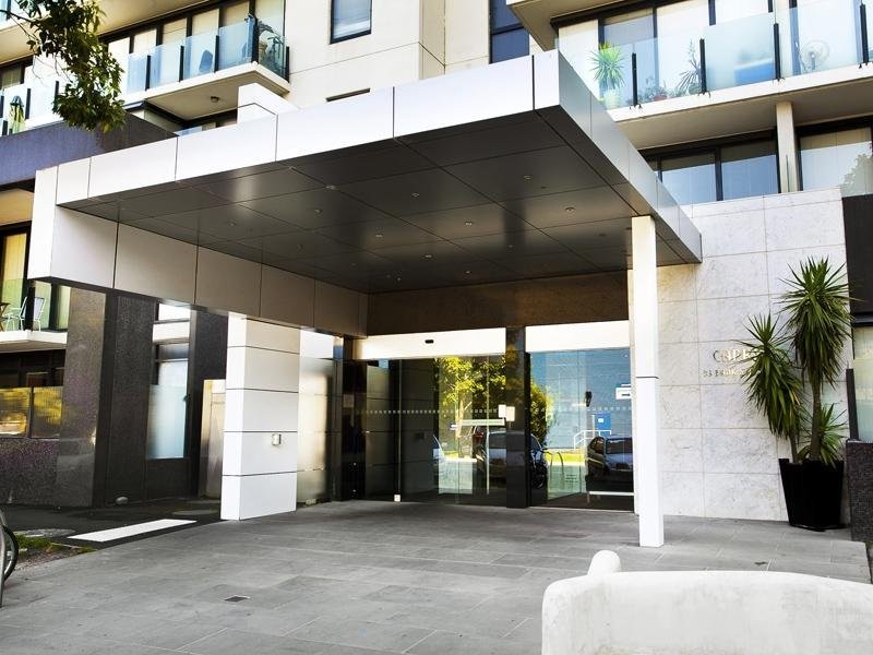 REF 040610/38 Bank Street, South Melbourne VIC 3205