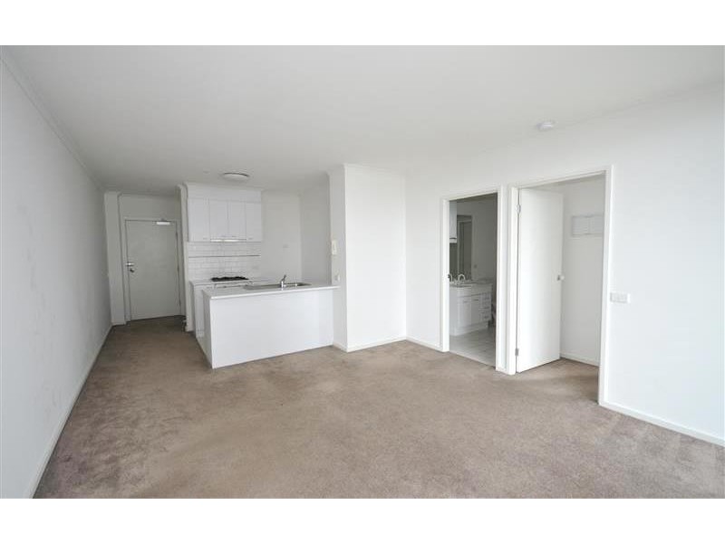 REF 040772/79 Whiteman Street, Southbank VIC 3006