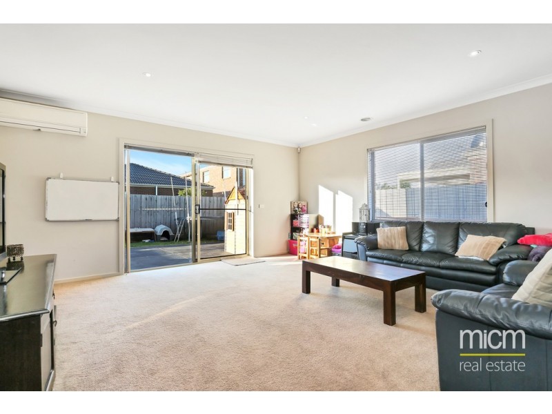 11 Cooinda way, Point Cook VIC 3030