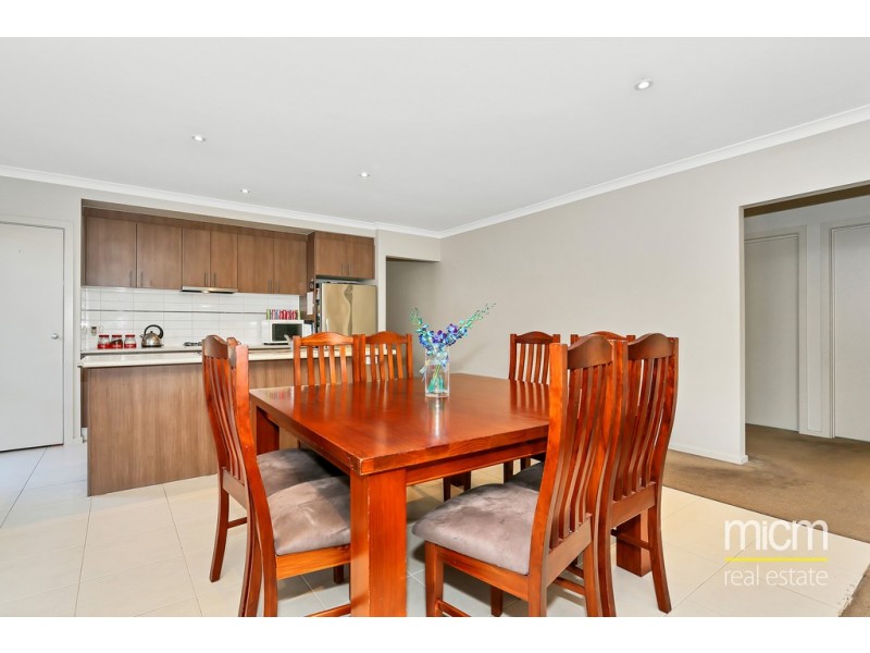 11 Cooinda way, Point Cook VIC 3030