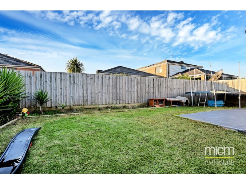 11 Cooinda way, Point Cook VIC 3030