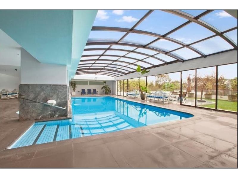 2B/29 Queens Road, Melbourne VIC 3004