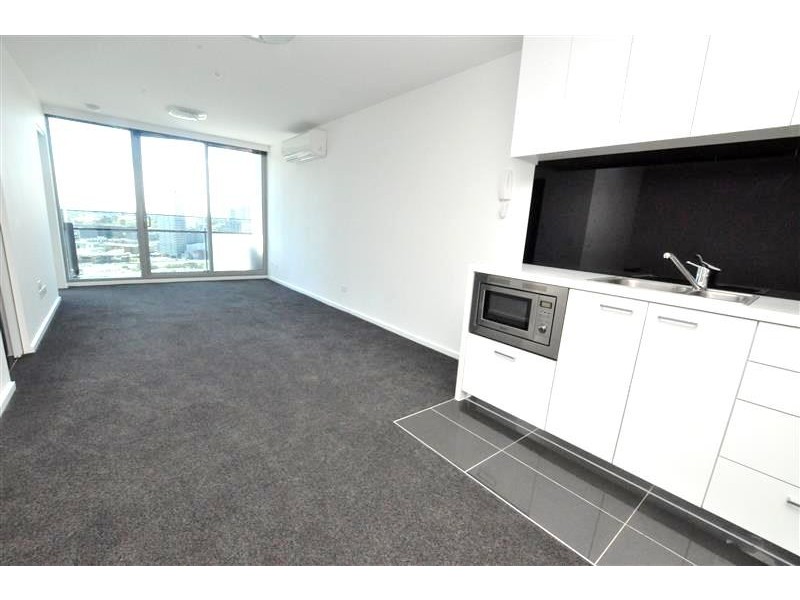 REF 041301/241 City Road, Southbank VIC 3006