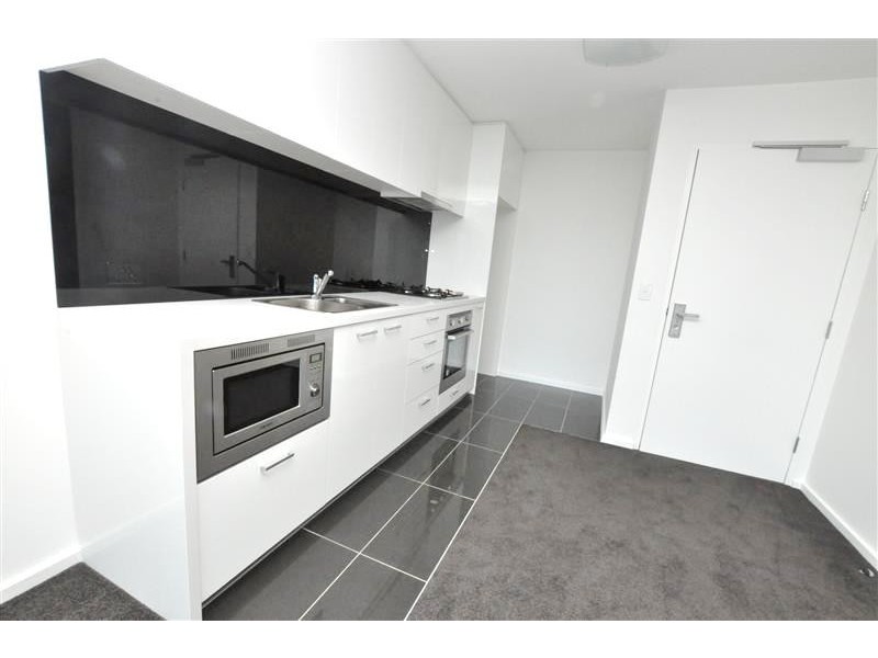 REF 041301/241 City Road, Southbank VIC 3006