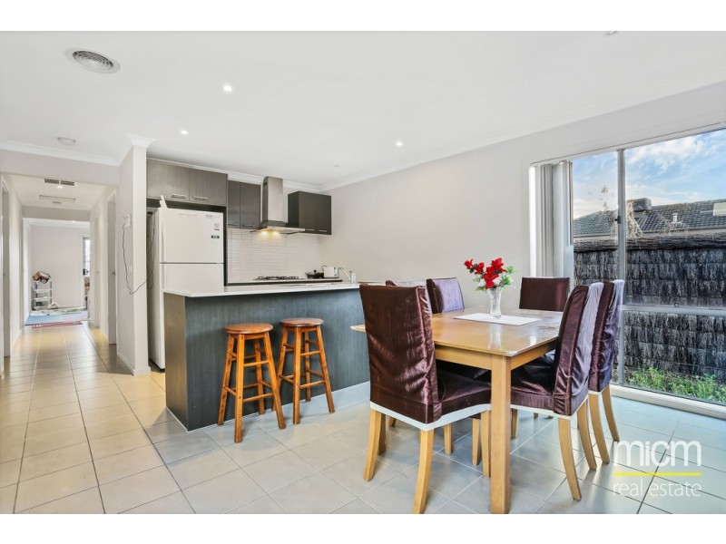 182 Saltwater Promenade, Point Cook VIC 3030
