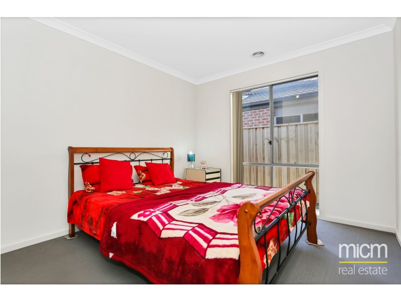 182 Saltwater Promenade, Point Cook VIC 3030