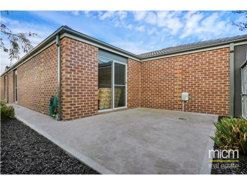 182 Saltwater Promenade, Point Cook VIC 3030