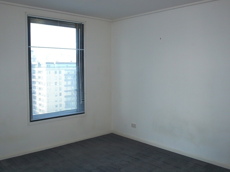 REF 041303/163 City Road, Southbank VIC 3006