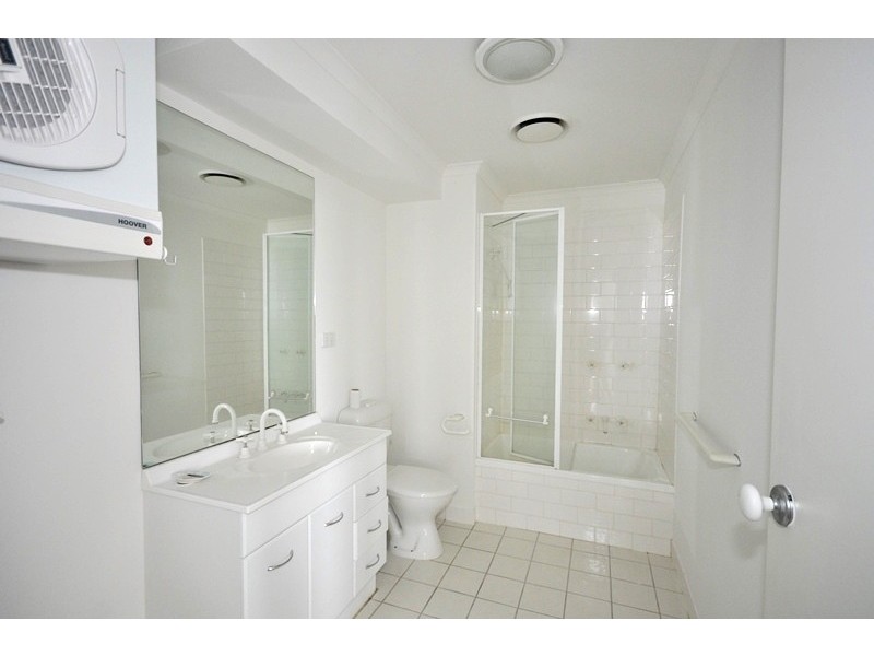 REF 041108/88 Southbank Boulevard, Southbank VIC 3006