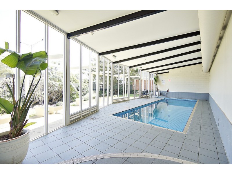 REF 041202/82 Queens Road, Melbourne VIC 3000