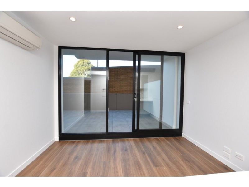 115/70 Batesford Road, Chadstone VIC 3148