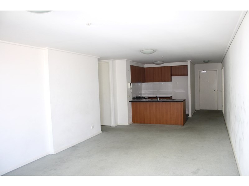 REF 041912/163 City Road, Southbank VIC 3006