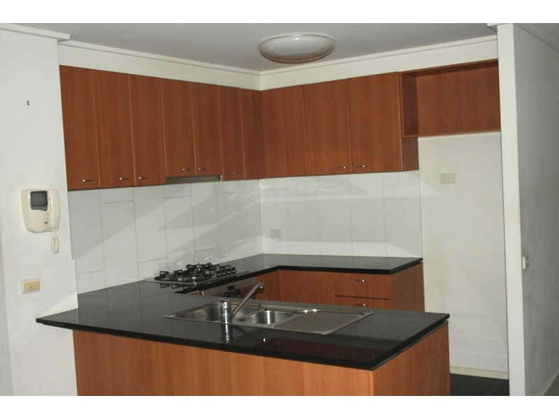 REF 041912/163 City Road, Southbank VIC 3006