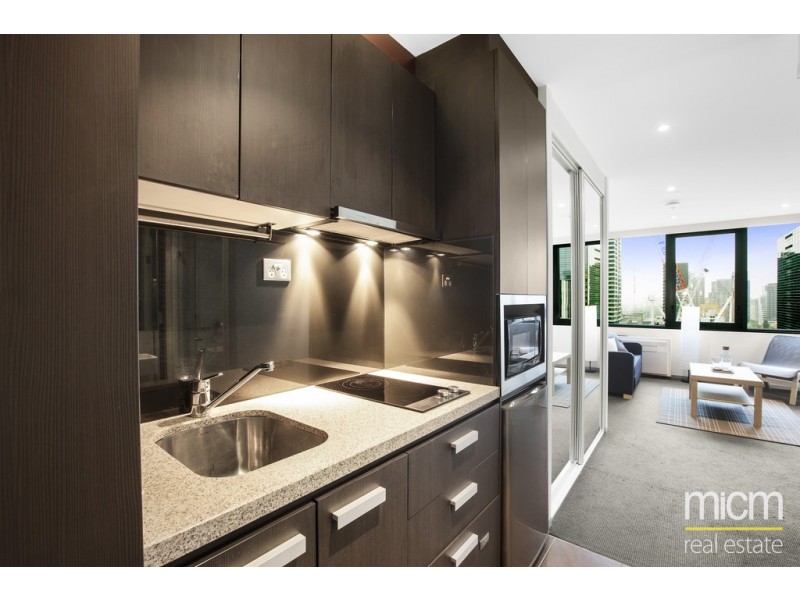 2208/181 A’Beckett Street, Melbourne VIC 3000