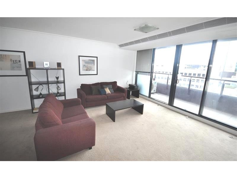 REF 042171/183 City Road, Southbank VIC 3006