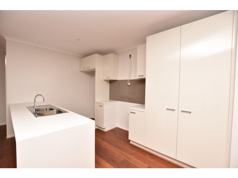 26 Teneriffe Street, Cranbourne North VIC 3977