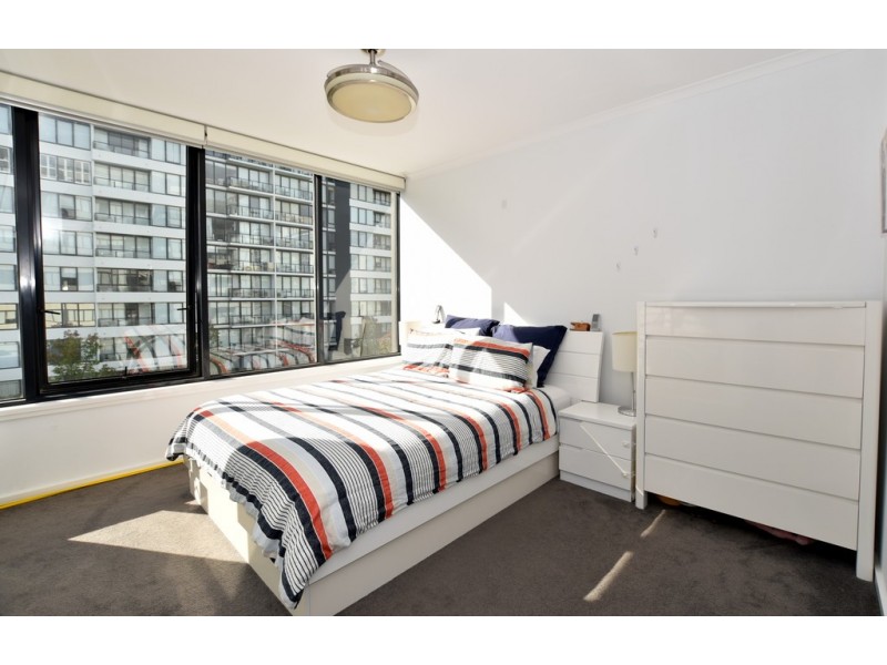 REF 042452/39 Dorcas Street, South Melbourne VIC 3205