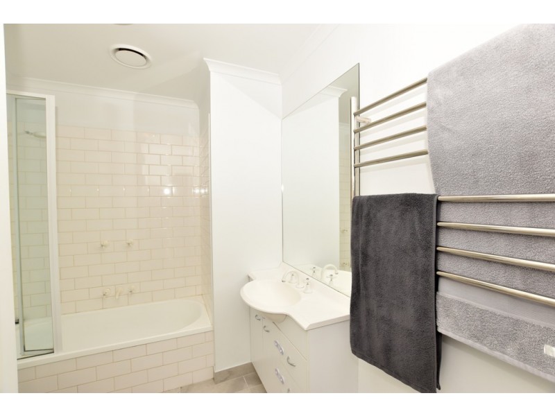 REF 042452/39 Dorcas Street, South Melbourne VIC 3205