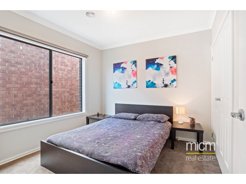 7 Plume Place, Point Cook VIC 3030