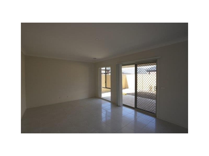 63 Solitude Crescent, Point Cook VIC 3030