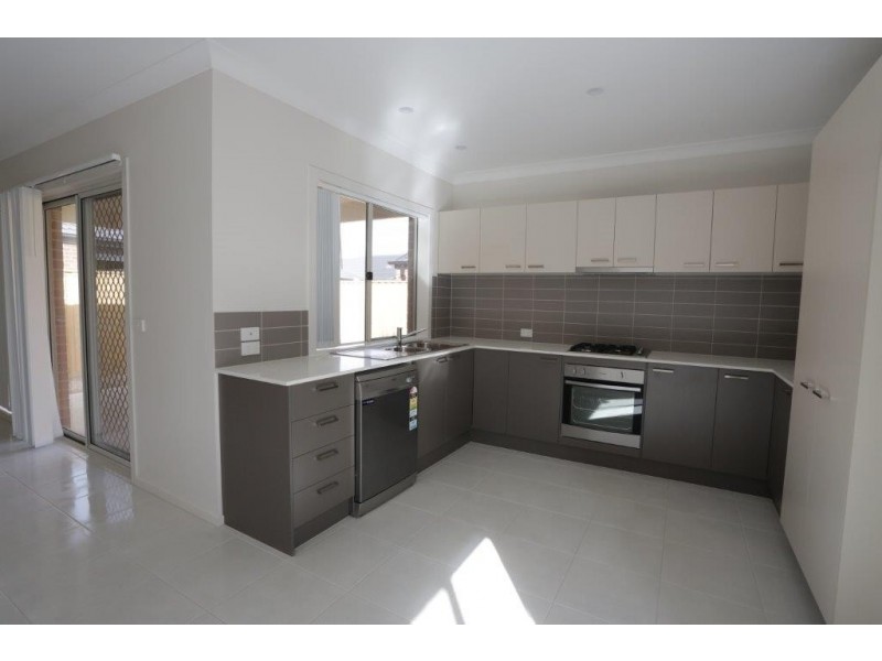 63 Solitude Crescent, Point Cook VIC 3030