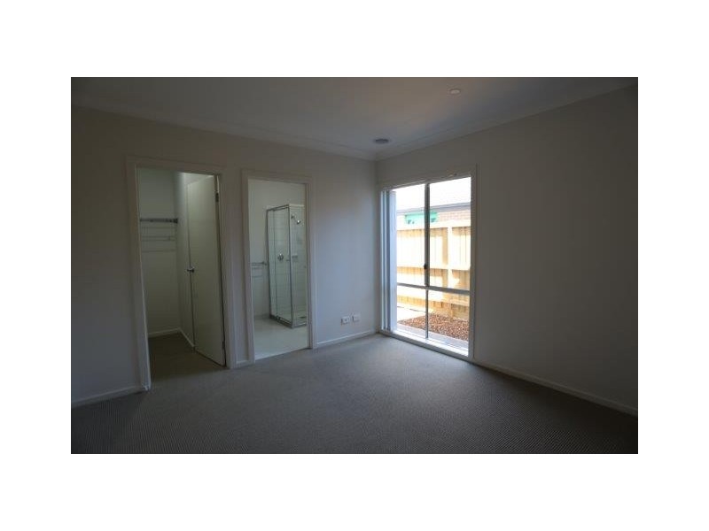 63 Solitude Crescent, Point Cook VIC 3030
