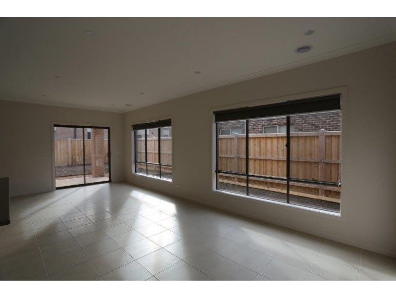 83 Middleton Drive, Point Cook VIC 3030