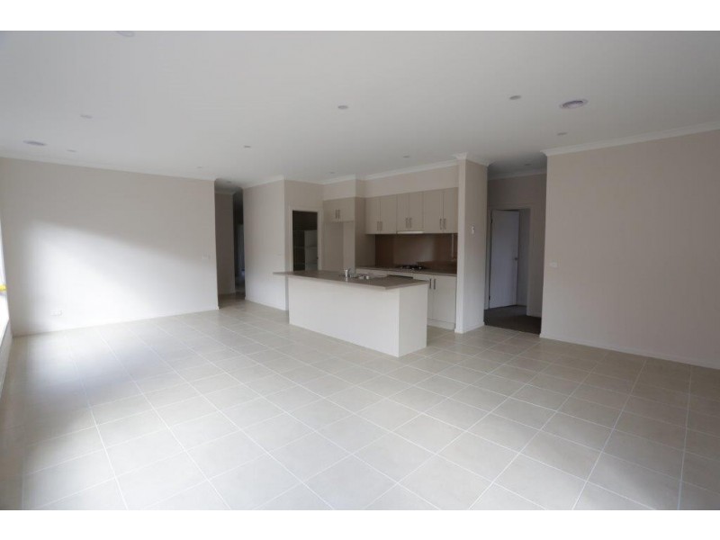 83 Middleton Drive, Point Cook VIC 3030