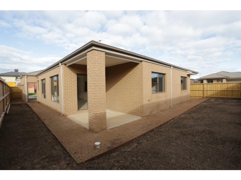 83 Middleton Drive, Point Cook VIC 3030