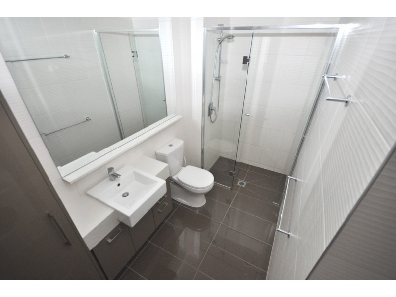 REF 050309/118 Kavanagh Street, Southbank VIC 3006
