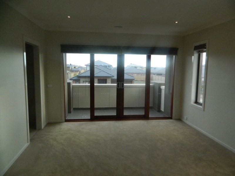 31 Berington Drive, Williams Landing VIC 3027