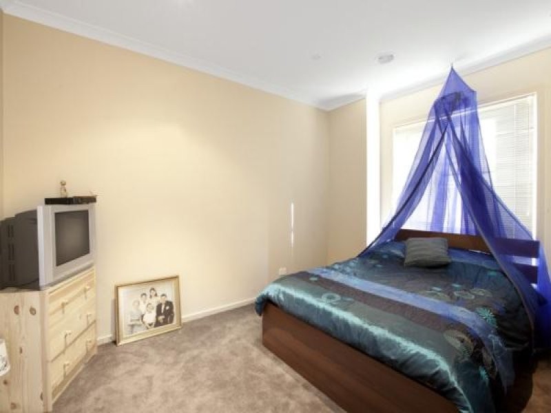 13 Home Road, Point Cook VIC 3030