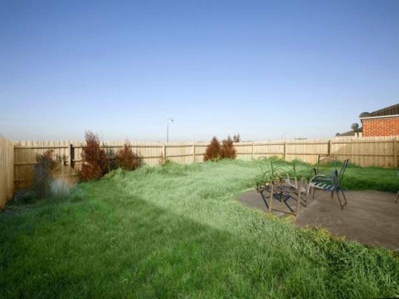 13 Home Road, Point Cook VIC 3030