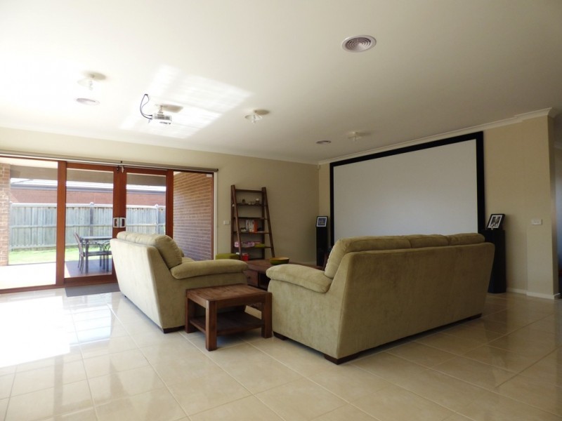 100 Malibu Boulevard, Point Cook VIC 3030