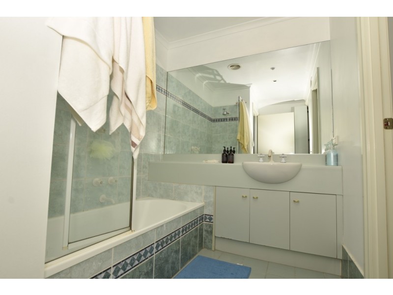 REF 050807/33 Latrobe, Melbourne VIC 3000