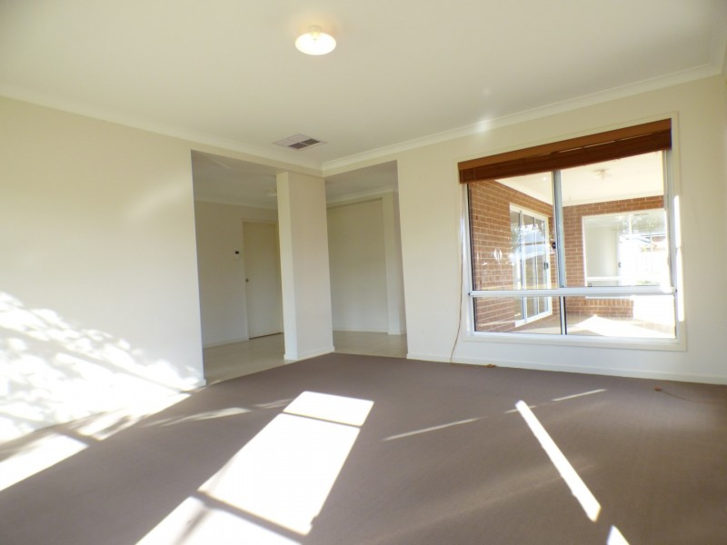 15 Warrego Way, Point Cook VIC 3030