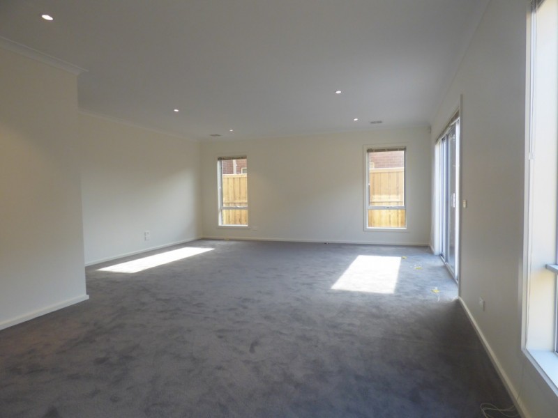 21 Halycon Street, Point Cook VIC 3030