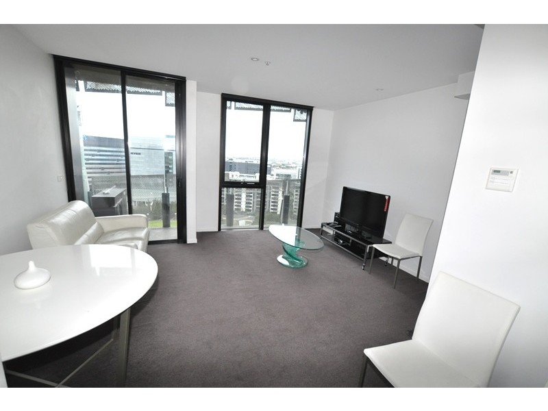 S1510/8 Waterview Walk, Docklands VIC 3008