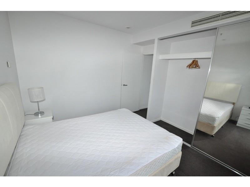 S1510/8 Waterview Walk, Docklands VIC 3008