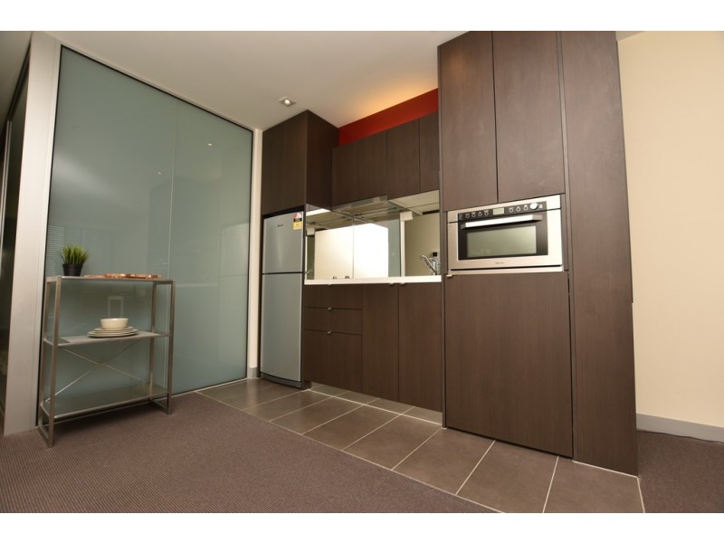 REF 051101/53 Batman Street, West Melbourne VIC 3003