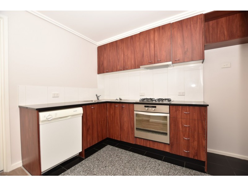 REF 051149/22 Kavanagh Street, Southbank VIC 3006