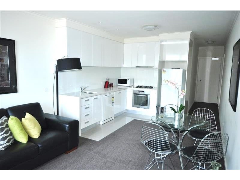 REF 041407/63 Whiteman Street, Southbank VIC 3006