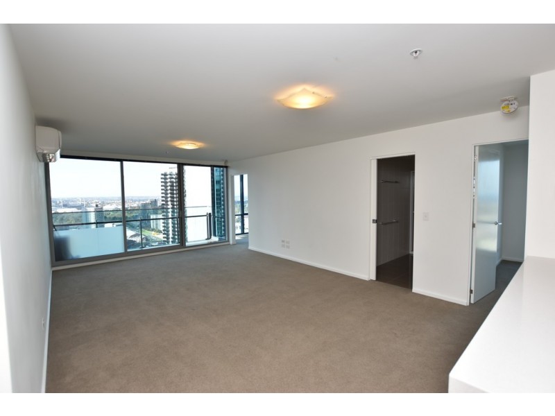 REF 051604/241 City Road, Southbank VIC 3006