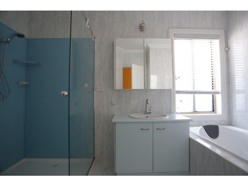 83 Rowland Drive, Point Cook VIC 3030