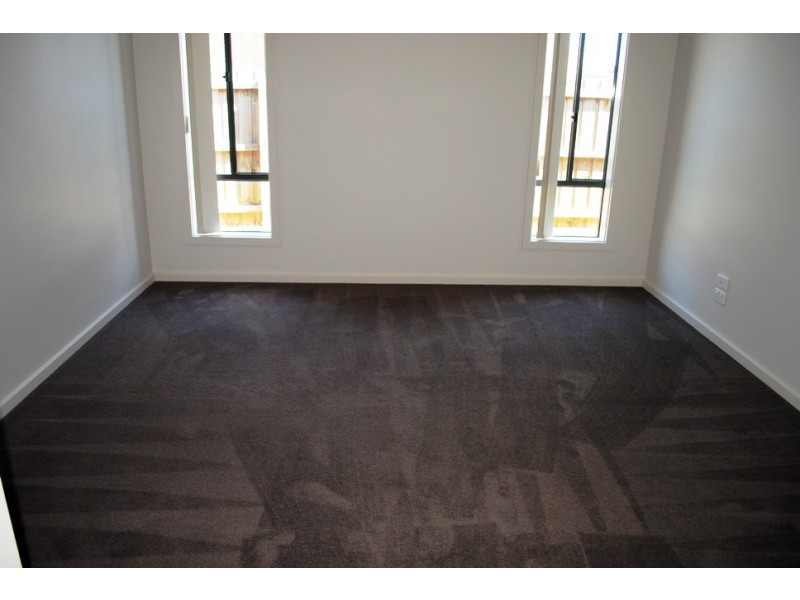 24 Landing Place, Point Cook VIC 3030