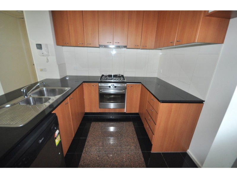 REF 051908/163 City Road, Southbank VIC 3006